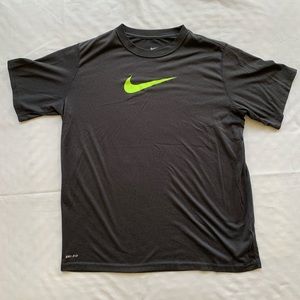 Big Kids’ Nike Dri-Fit Swoosh Shirt (Gray)